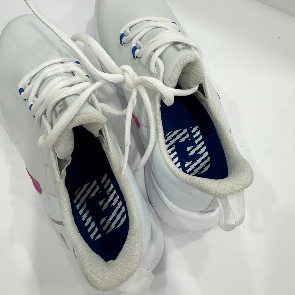 FootJoy Women's FJ Fuel Spikeless Golf Shoes - Picture 7 of 9